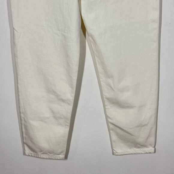 NEW Levi’s 80s Mom Jeans Size 30 White Denim High Rise Relaxed Tapered Leg - Picture 5 of 12
